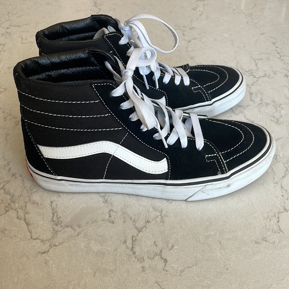Vans Sk8-Hi Black/Black/White Size 8.5 Women Size 7 Mens - Picture 2 of 4